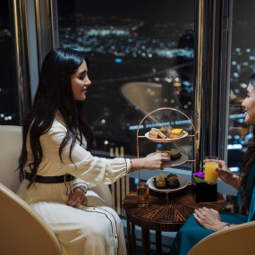 At the Top, Burj Khalifa Platinum in Dubai: Gallery Photo 38y479
