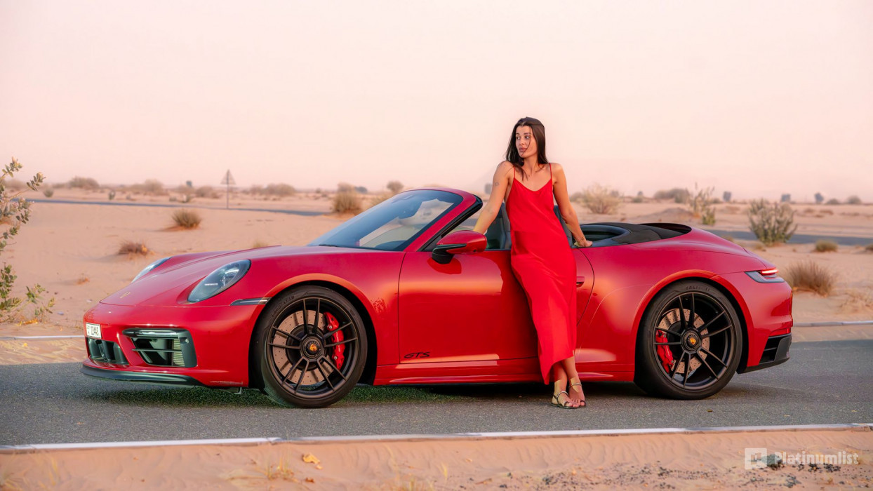 Supercar Driving Experience with Photo & Video Shoot Package in Dubai: Gallery Photo 3yo6g1 Supercar Driving Experience with Photo & Video Shoot Package in Dubai: Gallery Photo 3yo6g1