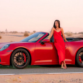 Supercar Driving Experience with Photo & Video Shoot Package in Dubai: Gallery Photo 3yo6g1