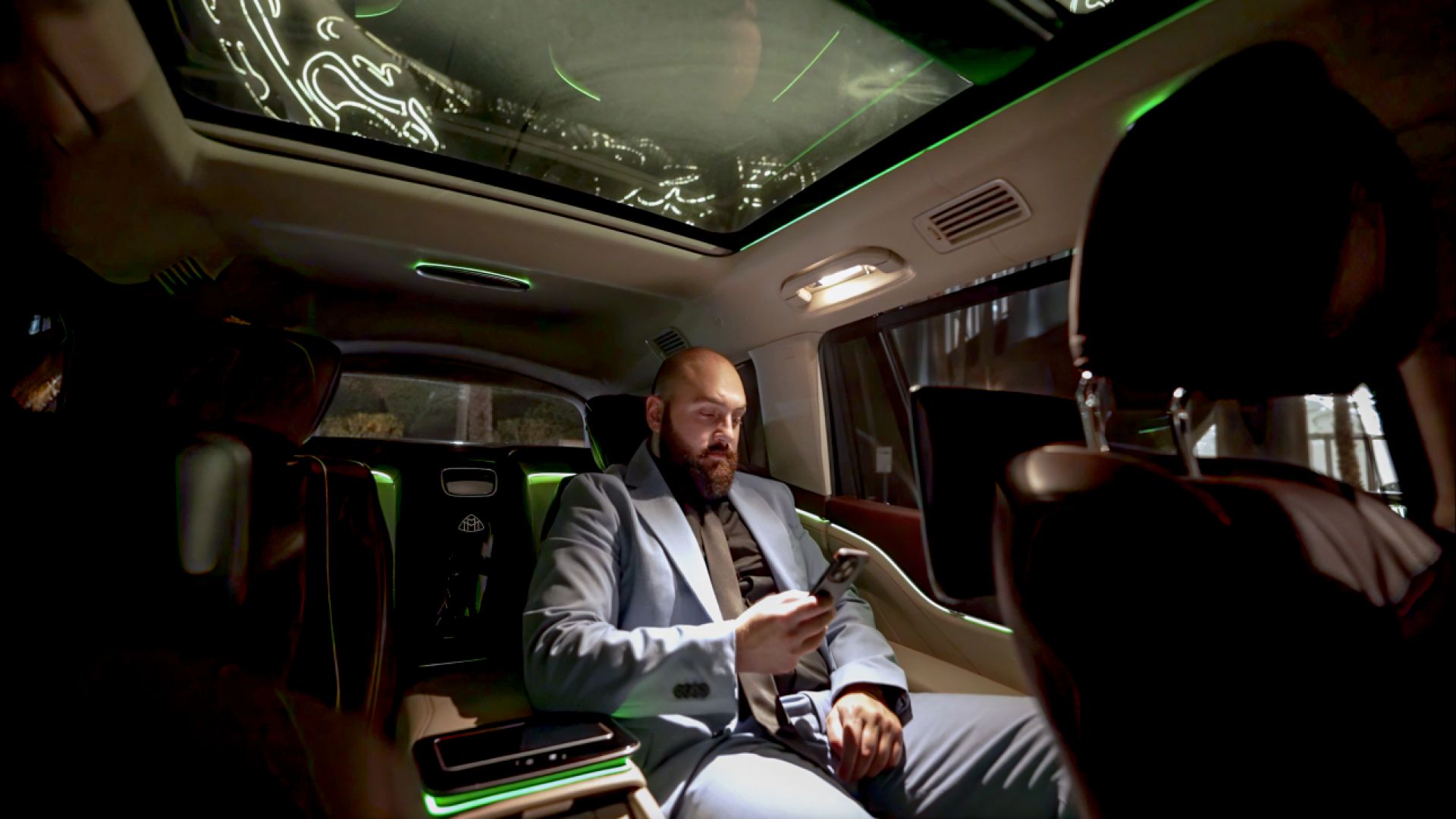 Photo from Ultra - Luxury City Tour with Private Chauffeur in Dubai: Gallery Photo 3e7y6q