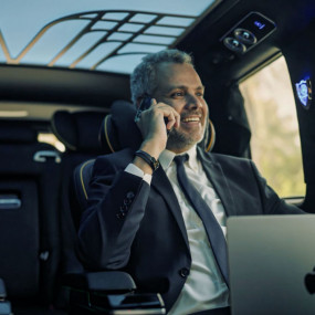 Ultra - Luxury City Tour with Private Chauffeur in Dubai: Gallery Photo 34j4xy Ultra - Luxury City Tour with Private Chauffeur in Dubai: Gallery Photo 34j4xy