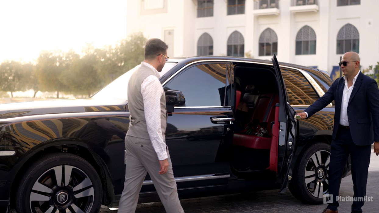 Ultra - Luxury City Tour with Private Chauffeur in Dubai: Gallery Photo 3bjqym Ultra - Luxury City Tour with Private Chauffeur in Dubai: Gallery Photo 3bjqym