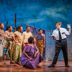 3rwrwv استديو الصور :لندن في The Book Of Mormon Musical in London