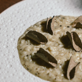 Photo from عرض عشاء "توتو بيبي" الغامر لغموض القتل الغامض في لا كاميرا! in دبي: Gallery Photo 3j5bjj