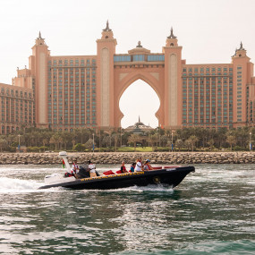 Photo from Luxury Speed Boat Tour by The Black Boats in Dubai: Gallery Photo zm0vg8