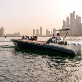 Photo from Luxury Speed Boat Tour by The Black Boats in Dubai: Gallery Photo n0v6m9