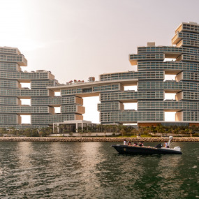 Photo from Luxury Speed Boat Tour by The Black Boats in Dubai: Gallery Photo 38yp89