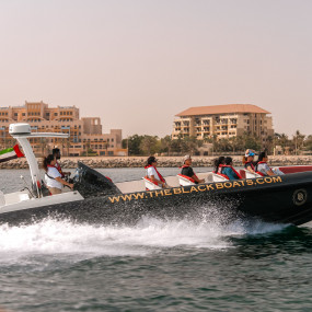 Photo from Luxury Speed Boat Tour by The Black Boats in Dubai: Gallery Photo 3pj2x0