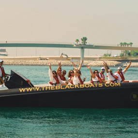Photo from Luxury Speed Boat Tour by The Black Boats in Dubai: Gallery Photo 3xvxdd
