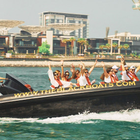 Photo from Luxury Speed Boat Tour by The Black Boats in Dubai: Gallery Photo n158yp