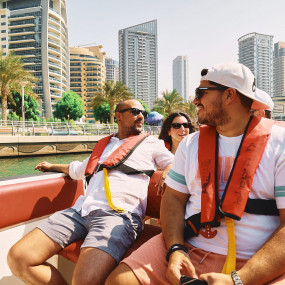 Photo from Luxury Speed Boat Tour by The Black Boats in Dubai: Gallery Photo 34jo6v