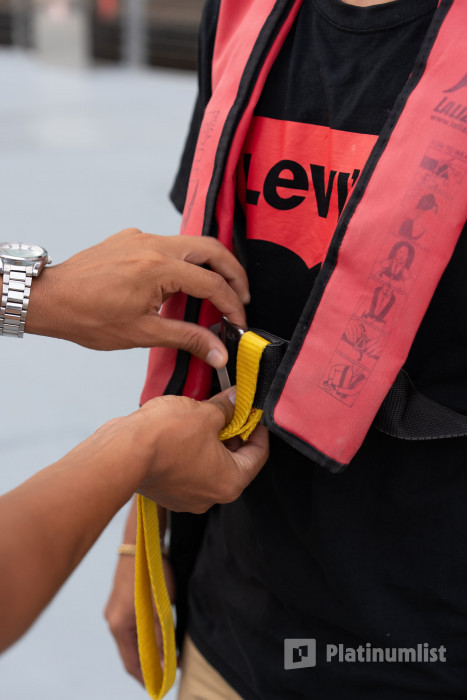 Luxury Speed Boat Tour by The Black Boats in Dubai: Gallery Photo z94geq