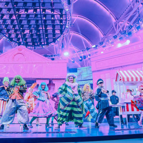 Photo from القرية العالمية in دبي: Gallery Photo z7x2jd