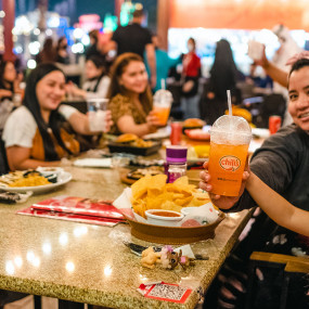 Photo from القرية العالمية in دبي: Gallery Photo zm0kyp