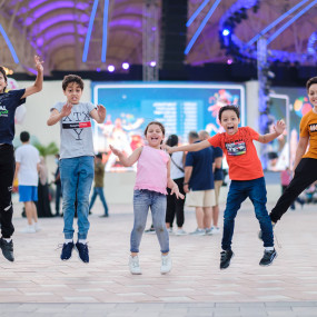 Photo from القرية العالمية in دبي: Gallery Photo zm0kqw