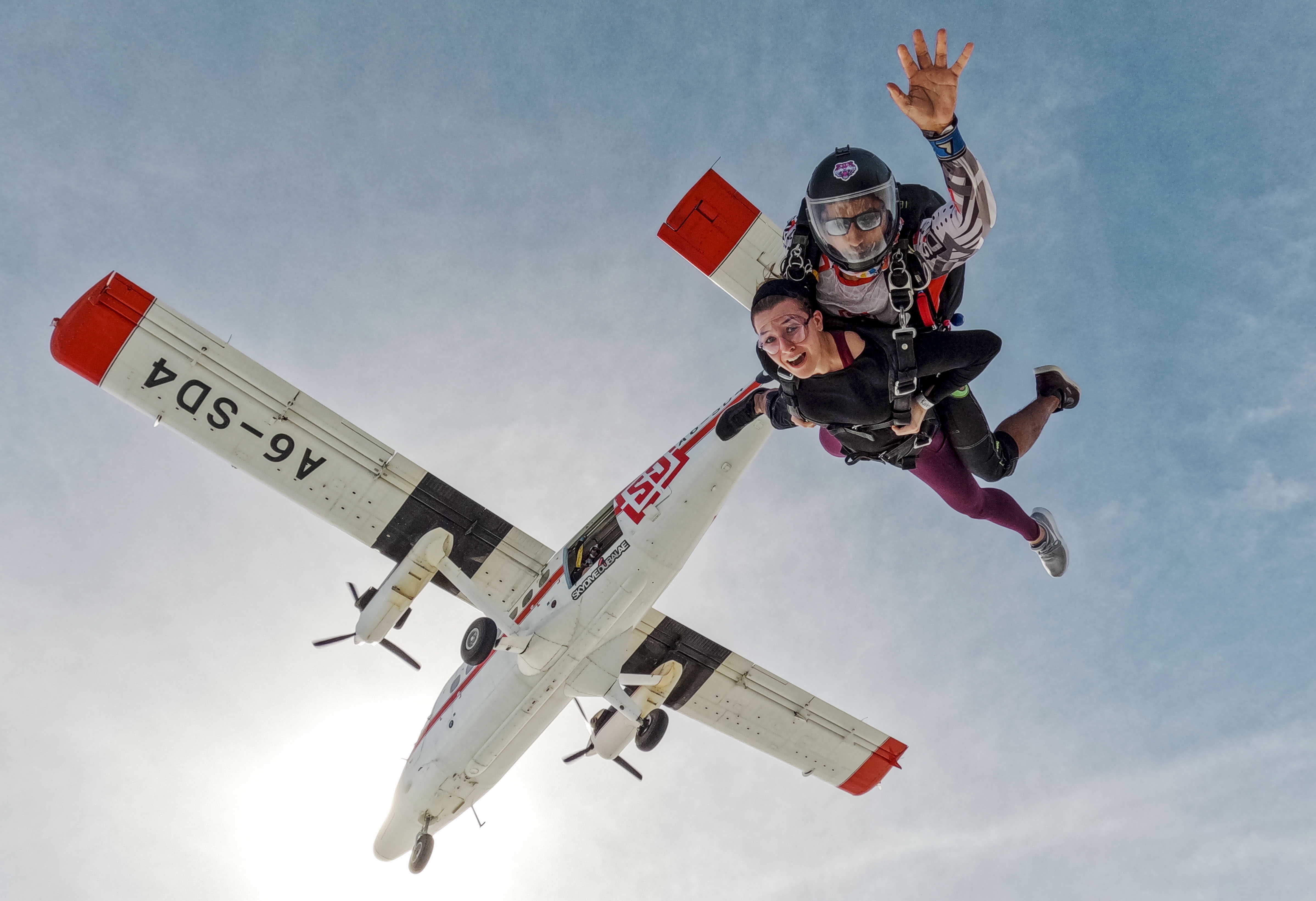 Photo from Tandem Skydive Palm Drop Dubai in Dubai: Gallery Photo n0vgq9