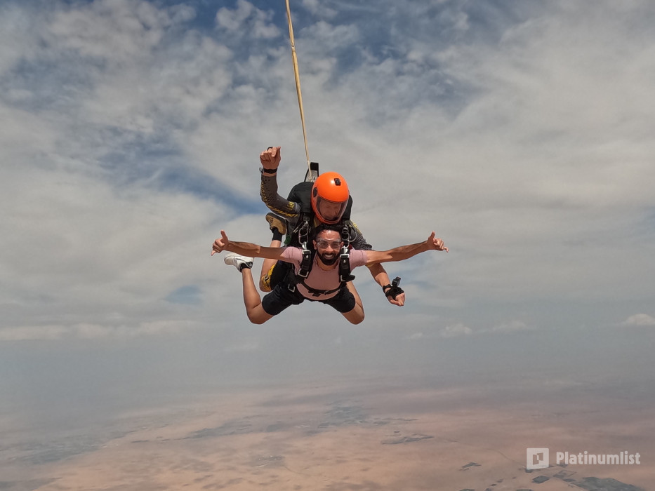 Tandem Skydive Desert Drop in Dubai: Gallery Photo zod6v0