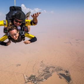 Tandem Skydive Desert Drop in Dubai: Gallery Photo 3xvwqd