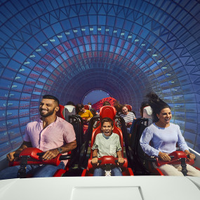 Photo de Ferrari World Tickets, Abu Dhabi with free shuttle bus dans Abu Dhabi : Galerie Photo zv6470