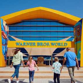 Warner Bros. World™, Abu Dhabi with free shuttle bus in Abu Dhabi: Gallery Photo 38yk09