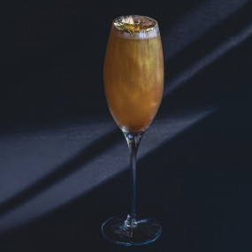 Sky Views with Slide & Gold Menu in Dubai: Gallery Photo 3j5vrw