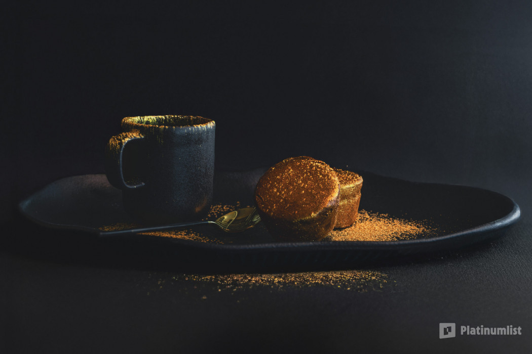 Sky Views with Slide & Gold Menu in Dubai: Gallery Photo 3xv9r8