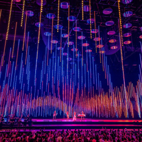 Photo from ABBA Voyage - Express Coach & Concert Ticket in لندن: Gallery Photo n696w1