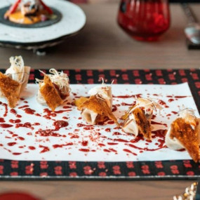 n69oxx استديو الصور :دبي في برانش السبت ستريتكسولاند