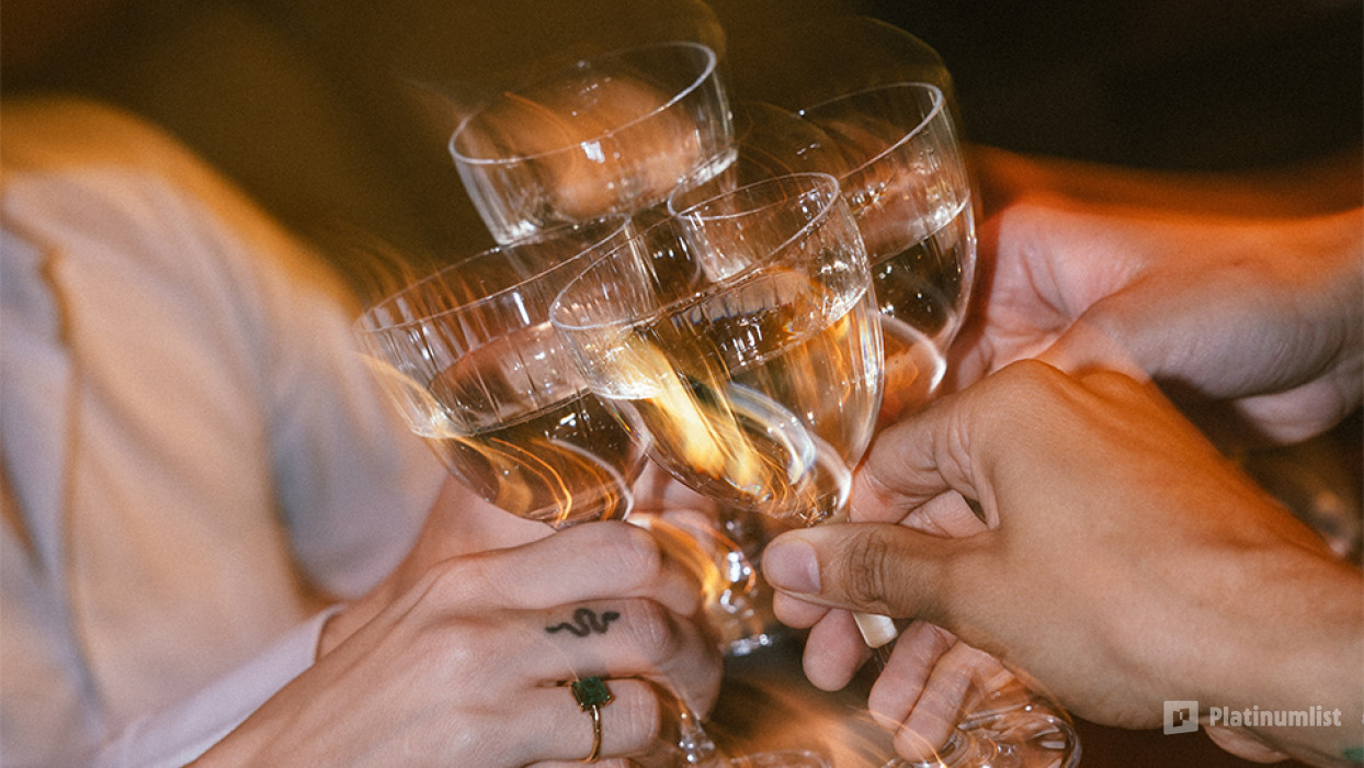 3j5pvr استديو الصور :دبي في عرض عشاء "توتو بيبي" الغامر لغموض القتل الغامض في لا كاميرا!