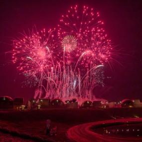 n69opp استديو الصور :دبي في احتفال ليلة رأس السنة وعشاء باربكيو فاخر في المرموم n69opp استديو الصور :دبي في احتفال ليلة رأس السنة وعشاء باربكيو فاخر في المرموم