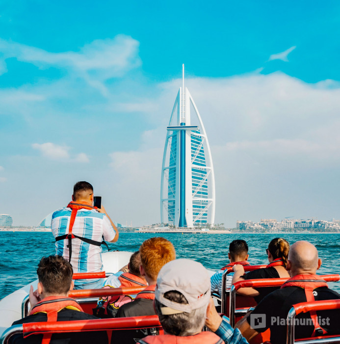 3j5pqj استديو الصور :دبي في جولة مع مرشد لمدة 90 دقيقة للاستمتاع بالمناظر الجميلة في دبي.