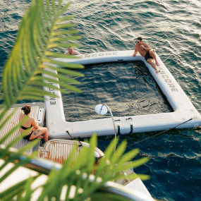 Photo from Sunseeker Superyacht Experience with Gourmet Dining,Premium Drinks & Live Music in Dubai: Gallery Photo n0v459