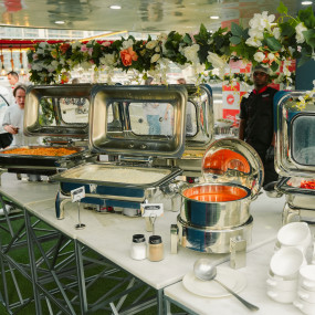 Photo de Dubai Marina Dinner Cruise with Live Music & Open Bar dans Dubai : Galerie Photo 3j5pxy