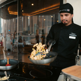 Photo from جولة في القارب لمدة ثلاث ساعات في مرسى دبي مع وجبة غداء شهية in دبي: Gallery Photo z94j1m