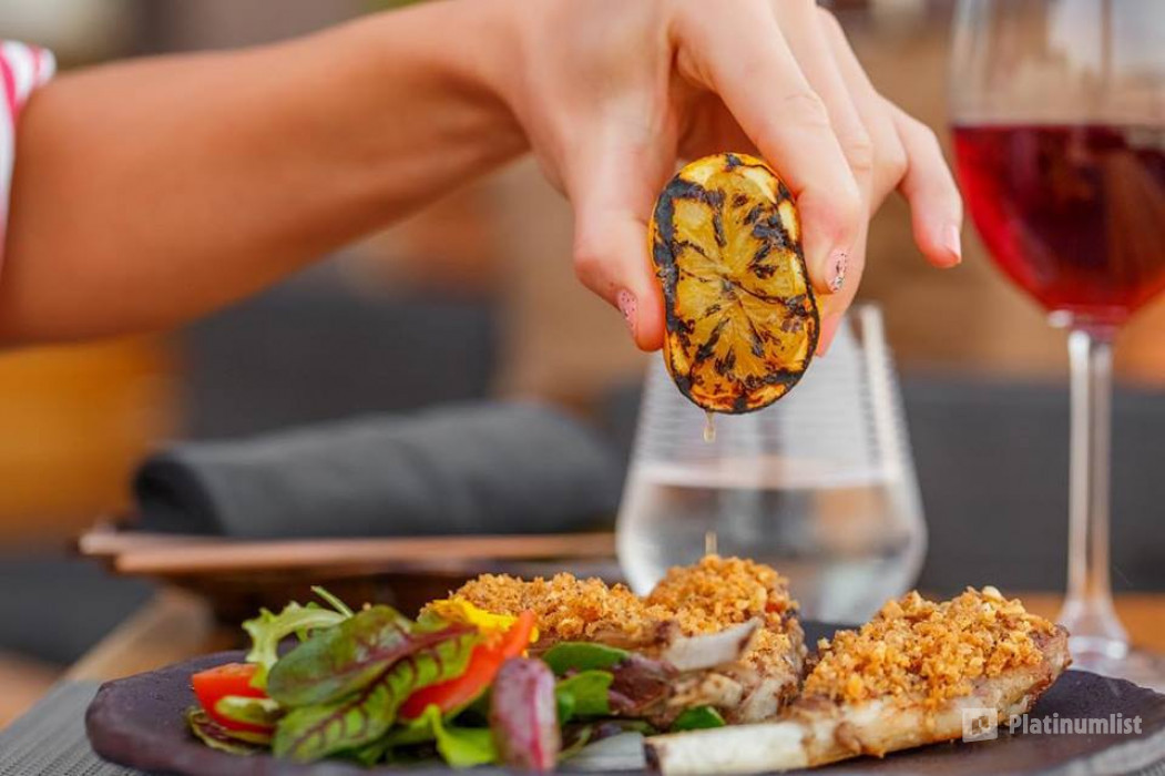 vn6ryn استديو الصور :دبي في Iftar with a Peruvian Twist