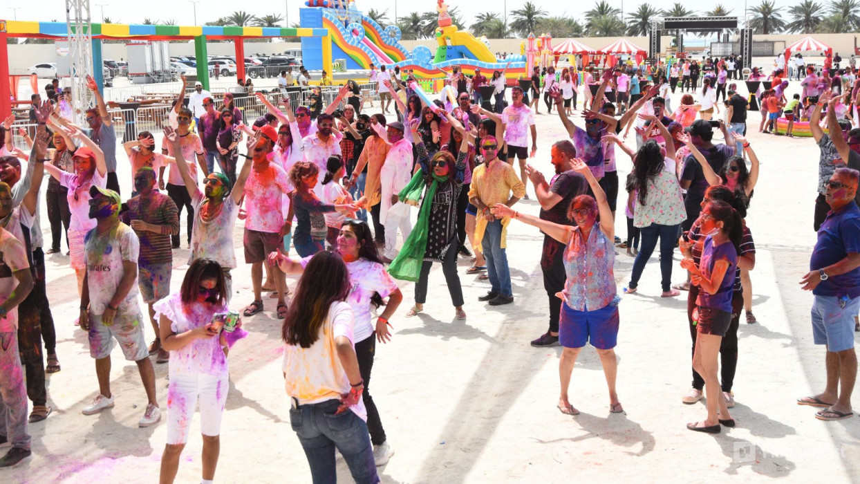 Colorsplash 3.0 in RAK: Gallery Photo zm01ey