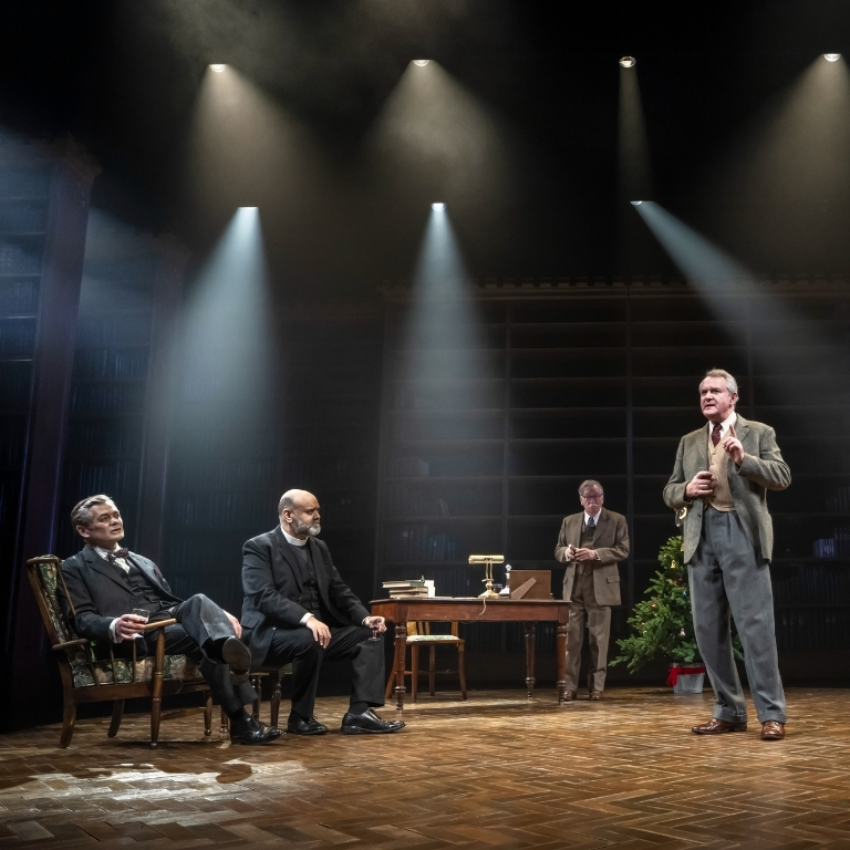 Photo from مسرحية شادولاندز في لندن in لندن: Gallery Photo zm01wy