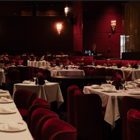 Paris Paradis Dubai – Dinner Show & Live Cabaret Experience in Dubai: Gallery Photo 3xv02k Paris Paradis Dubai – Dinner Show & Live Cabaret Experience in Dubai: Gallery Photo 3xv02k