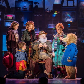 Paddington The Musical in london in London: Gallery Photo 38ybeq