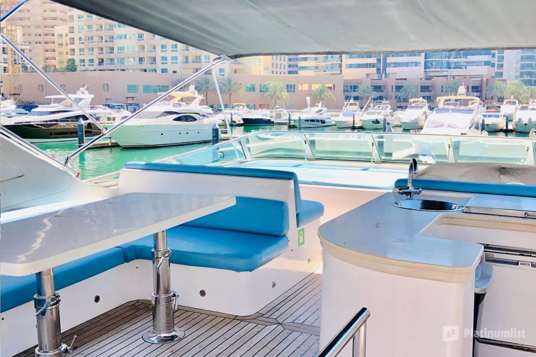 Yacht Cruise at Dubai Marina in Dubai : Galerie de photos zvop83 Yacht Cruise at Dubai Marina in Dubai : Galerie de photos zvop83