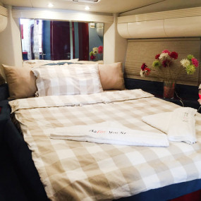 Yacht Trip - Dubai Marina in Dubai: Gallery Photo 3q4m6n Yacht Trip - Dubai Marina in Dubai: Gallery Photo 3q4m6n