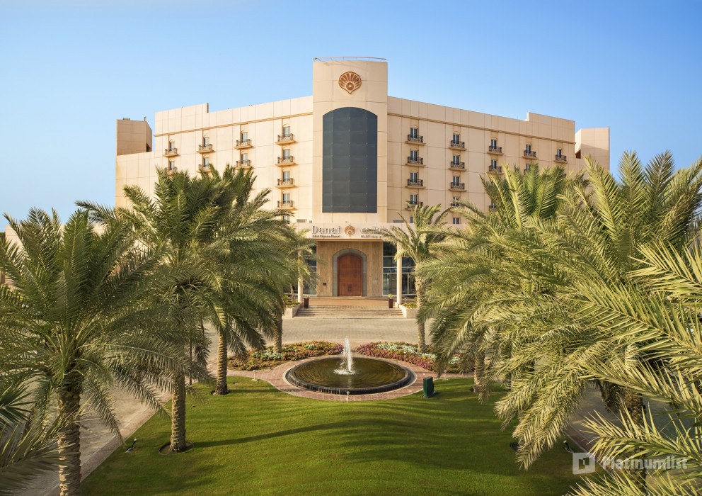 nk68v3 استديو الصور :أبوظبي في إقامة 5 نجوم في منتجع دانات حبل ضانا أبوظبي