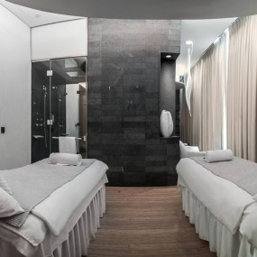 3rx853 استديو الصور :دبي في سوفيتيل سبا