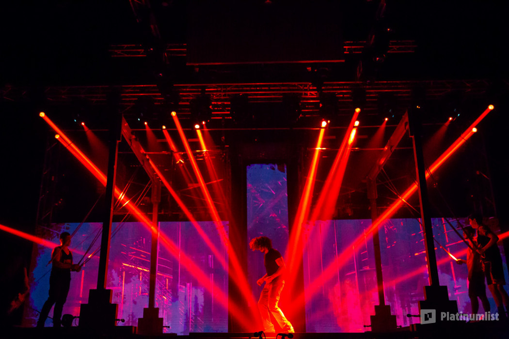 z91y7n استديو الصور :الرياض في Dein Perry's Tap Dogs