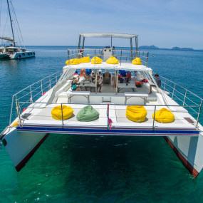 Island Hopping By Yacht in Cebu : Galerie de photos 3y560z