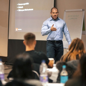 DUBAI FITNESS BUSINESS MASTERCLASS in Dubai: Gallery Photo 3peyyz