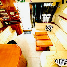 3emdqn استديو الصور :دبي في Leo's On Deck AZIMUT 50 Yacht Cruise 3emdqn استديو الصور :دبي في Leo's On Deck AZIMUT 50 Yacht Cruise