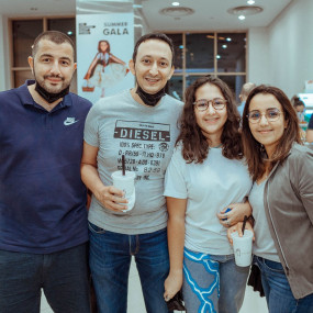 Amine Radi « VA DORMIR VA  » French Stand up comedy at The Theatre - Mall of the Emirates in Dubai : Galerie de photos z7mykz