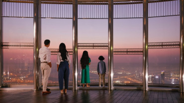 At The Top, Burj Khalifa Silver + The Café