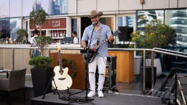 Deep South Social Brunch at FireLake Grill House